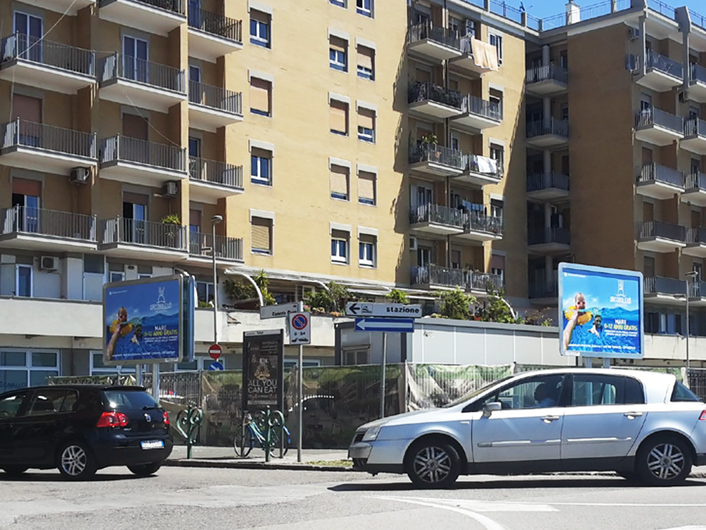 Pubblivision ADV - Tabelloni pubblicitari 3x2 - Salerno - Piazza della Concordia Pubblivision ADV - Tabelloni pubblicitari 3x2 - Salerno - Piazza della Concordia